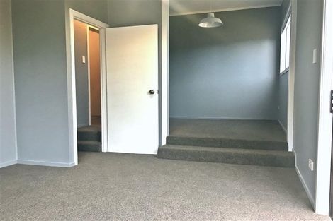 Photo of property in 17 Lemnos Place, Titirangi, Auckland, 0604