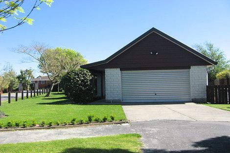 Photo of property in 6 Heaphy Place, Casebrook, Christchurch, 8051