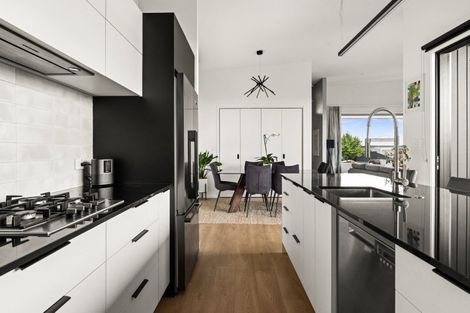 Photo of property in 7 Rich Rise, Havelock North, 4130