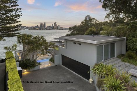 Photo of property in 9 Stanley Point Road, Stanley Point, Auckland, 0624