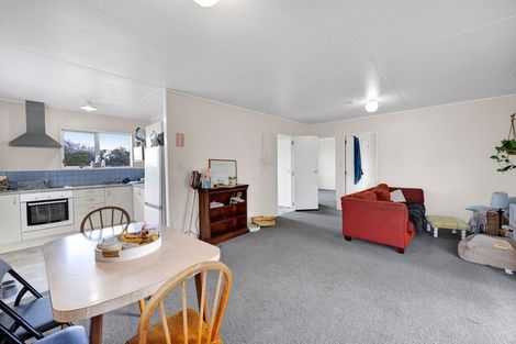 Photo of property in 1 Charles Major Place, Hawera, 4610