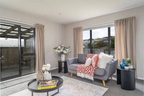 Photo of property in 213 Mark Avenue, Grenada Village, Wellington, 6037