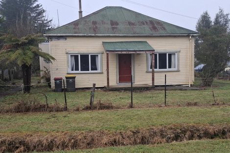 Photo of property in 5 Sandys Street, Blackball, 7804