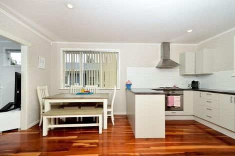 Photo of property in 74 Pooks Road, Ranui, Auckland, 0612