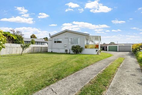 Photo of property in 2/6 Wicklow Place, Bell Block, New Plymouth, 4312
