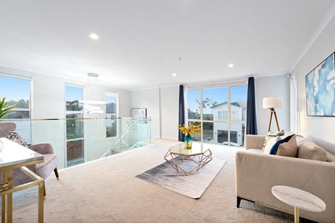 Photo of property in 38a Pokapu Street, Titirangi, Auckland, 0600