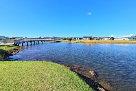Photo of property in 107 Mahoe Place, Matarangi, Whitianga, 3592