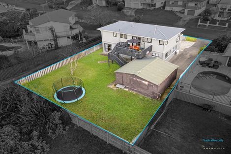 Photo of property in 13 Bodi Place, Te Atatu South, Auckland, 0610