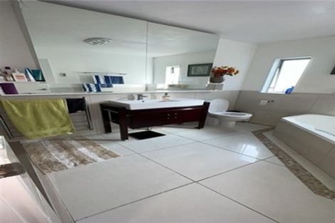 Photo of property in 36 Langton Road, Stanmore Bay, Whangaparaoa, 0932