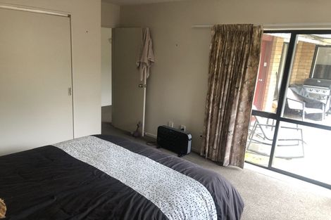 Photo of property in 617f1- Fergusson Drive, Trentham, Upper Hutt, 5018