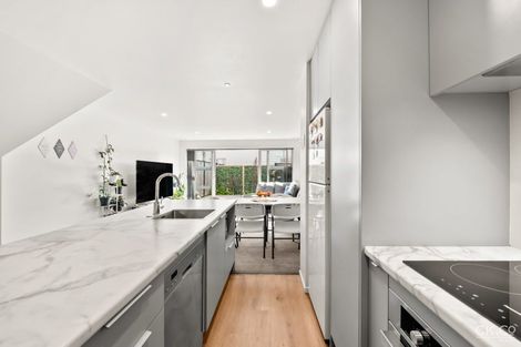 Photo of property in 1115b High Street, Taita, Lower Hutt, 5011