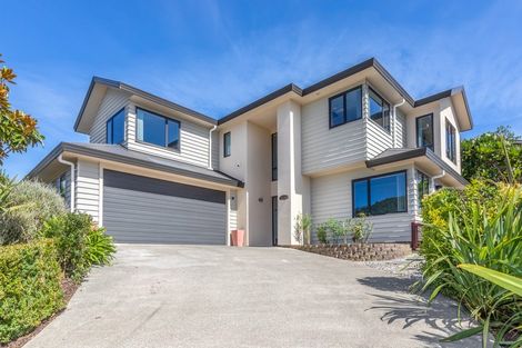 Photo of property in 16 Endeavour Drive, Whitby, Porirua, 5024