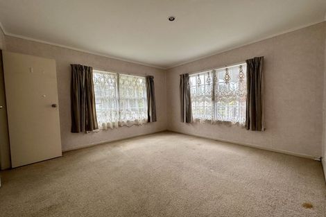 Photo of property in 365 Pakuranga Road, Pakuranga Heights, Auckland, 2010