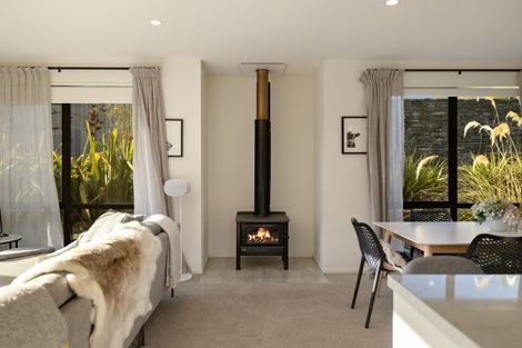 Photo of property in 13 Ellesmere Avenue, Jacks Point, Queenstown, 9371