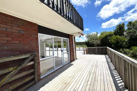 Photo of property in 74 Deacon Road, Riverhead, Kumeu, 0892
