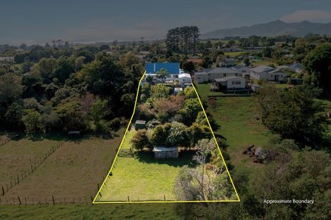 Photo of property in 14 Cumming Street, Okato, 4335