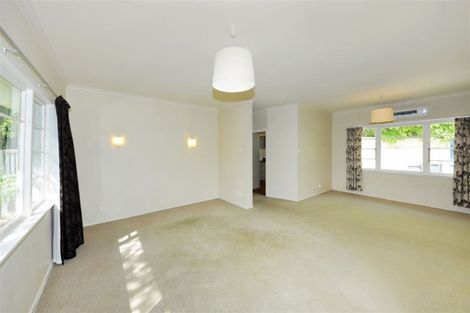 Photo of property in 61 Searells Road, Strowan, Christchurch, 8052