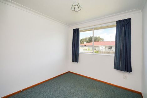Photo of property in 17 Paisley Street, Kew, Invercargill, 9812