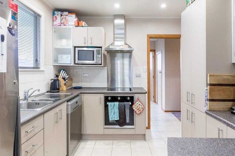 Photo of property in 23 Linwood Avenue, Forrest Hill, Auckland, 0620