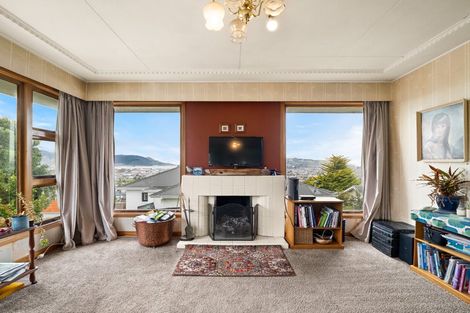 Photo of property in 15 Middleton Road, Kew, Dunedin, 9012