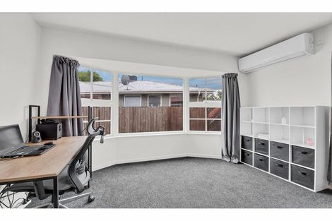 Photo of property in 17 Opal Place, Casebrook, Christchurch, 8051