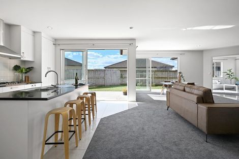 Photo of property in 4 Capricorn Place, Rototuna North, Hamilton, 3210