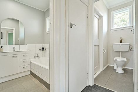 Photo of property in 700 Frederick Street, Mahora, Hastings, 4120