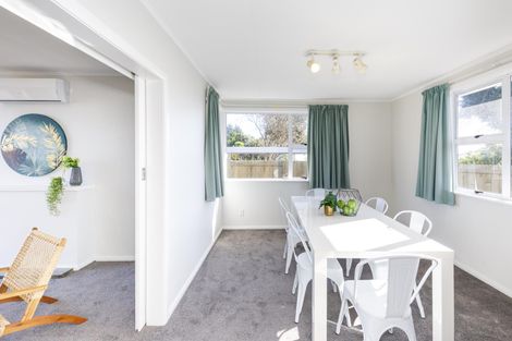 Photo of property in 10 Greenock Place, Awapuni, Palmerston North, 4412