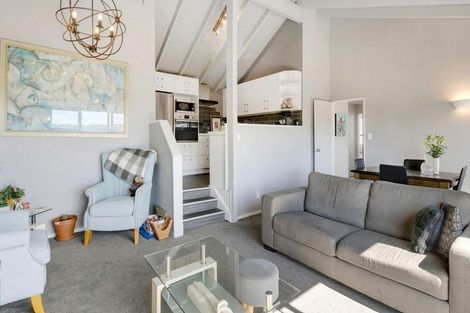 Photo of property in 11 Leeward Drive, Whitby, Porirua, 5024