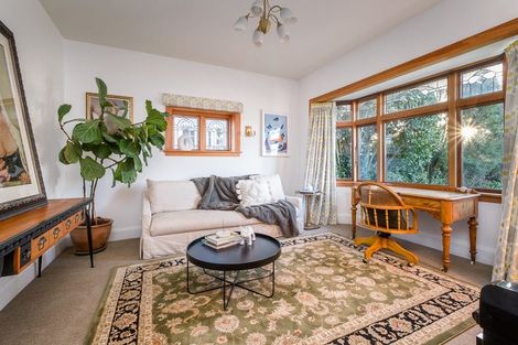Photo of property in 86 Saint Martins Road, Saint Martins, Christchurch, 8022