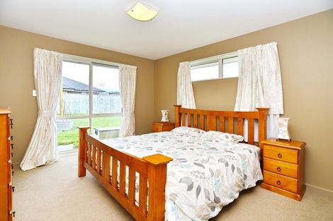 Photo of property in 24 Mulberry Street, Rangiora, 7400