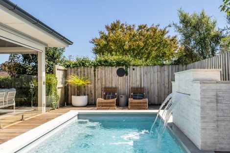 Photo of property in 18a Reynolds Road, Havelock North, 4130
