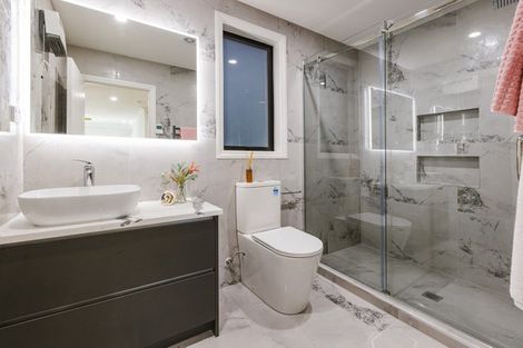 Photo of property in 28 Catalina Avenue, Rosehill, 2113