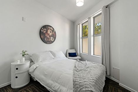 Photo of property in 33 Karo Drive, Te Aro, Wellington, 6011