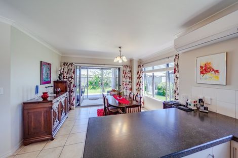 Photo of property in 4 Highgrove Place, Waipukurau, 4200