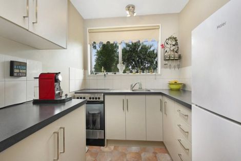 Photo of property in 11 Chipping Lane, Redwood, Christchurch, 8051