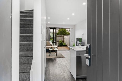 Photo of property in 6/3 Abbotleigh Avenue, Te Atatu Peninsula, Auckland, 0610