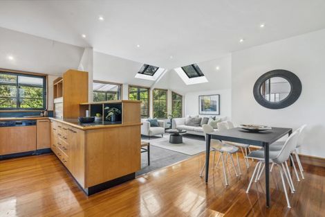 Photo of property in 12b Treasure Grove, Hataitai, Wellington, 6021