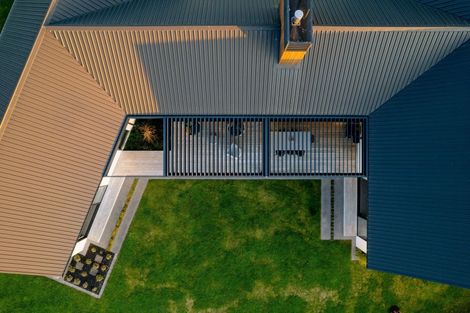 Photo of property in 10 Moemoea Place, Cambridge, 3434