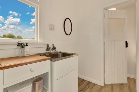 Photo of property in 21 Courage Road, Amberley, 7410