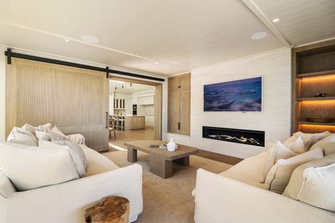 Photo of property in 10a Sunbrae Grove, Mount Maunganui, 3116