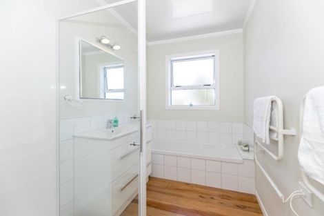Photo of property in 27 Aberdeen Drive, Dinsdale, Hamilton, 3204