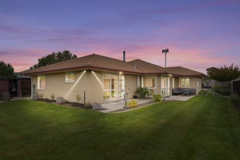 Photo of property in 139 Chinnerys Road, Woodend, 7610