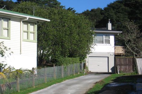 Photo of property in 16 Mariana Place, Glen Eden, Auckland, 0602