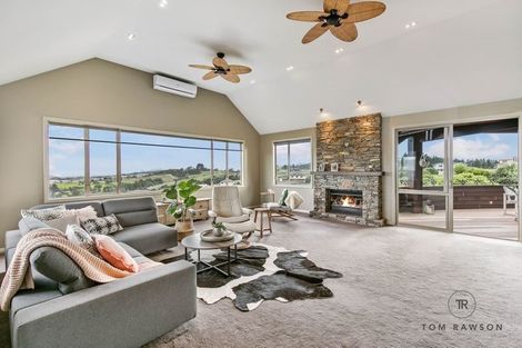 Photo of property in 3 Coronet Lane, Flat Bush, Auckland, 2019