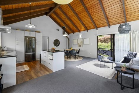 Photo of property in 19 Thames Street, Welbourn, New Plymouth, 4310