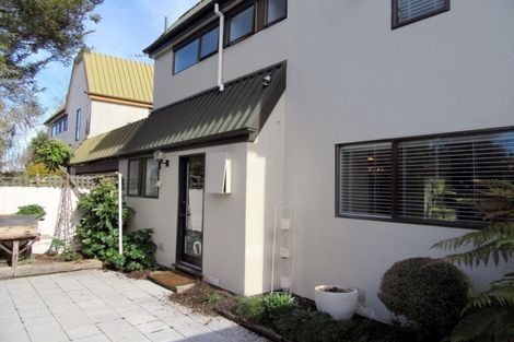 Photo of property in 10 Chevron Place, Ilam, Christchurch, 8041