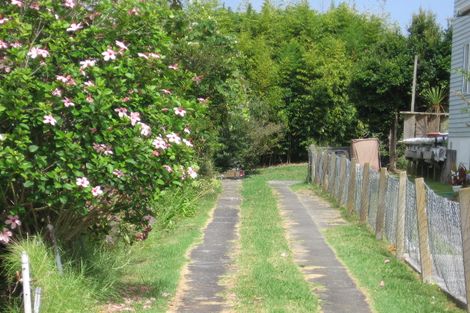 Photo of property in 12 Melba Street, Beach Haven, Auckland, 0626