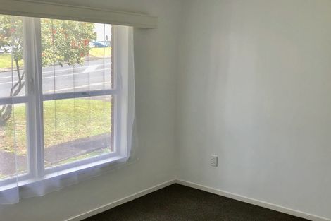 Photo of property in 2/70 Bentley Avenue, Glenfield, Auckland, 0629
