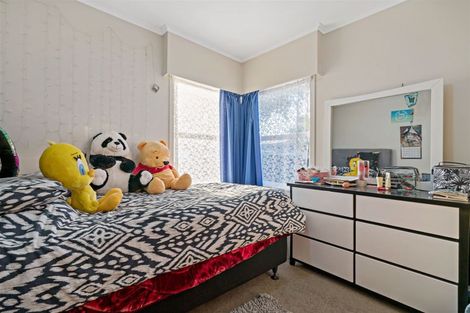 Photo of property in 1/26 Landscape Road, Papatoetoe, Auckland, 2025